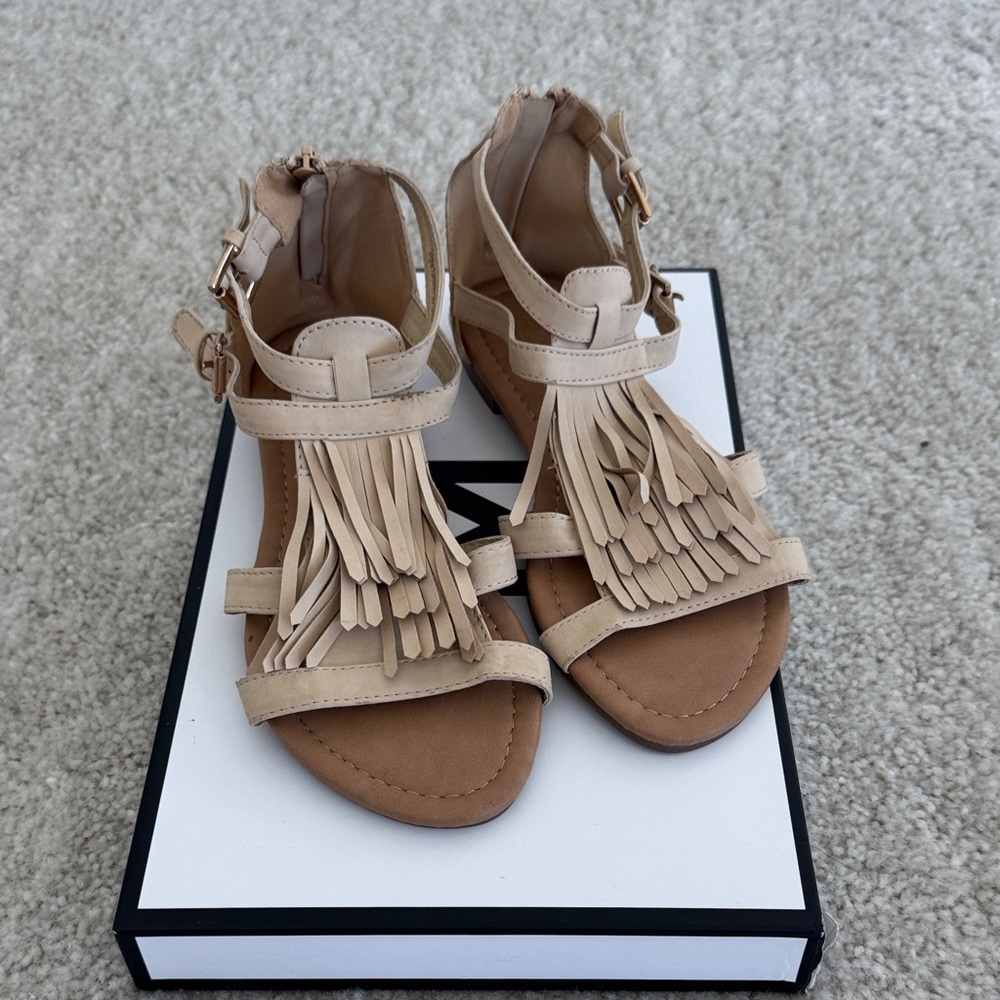 Adriana New York Fringe Sandals, Tan Color, Size: 7